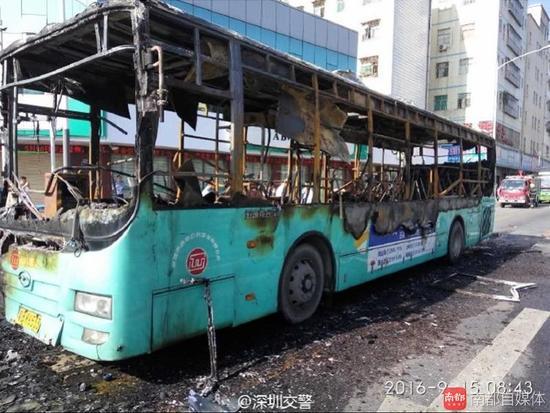 深圳公交車起火1名女乘客死亡 初步判斷為縱火